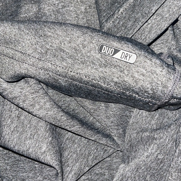 Champion Men’s Grey short sleeve shirt size large - Picture 7 of 8